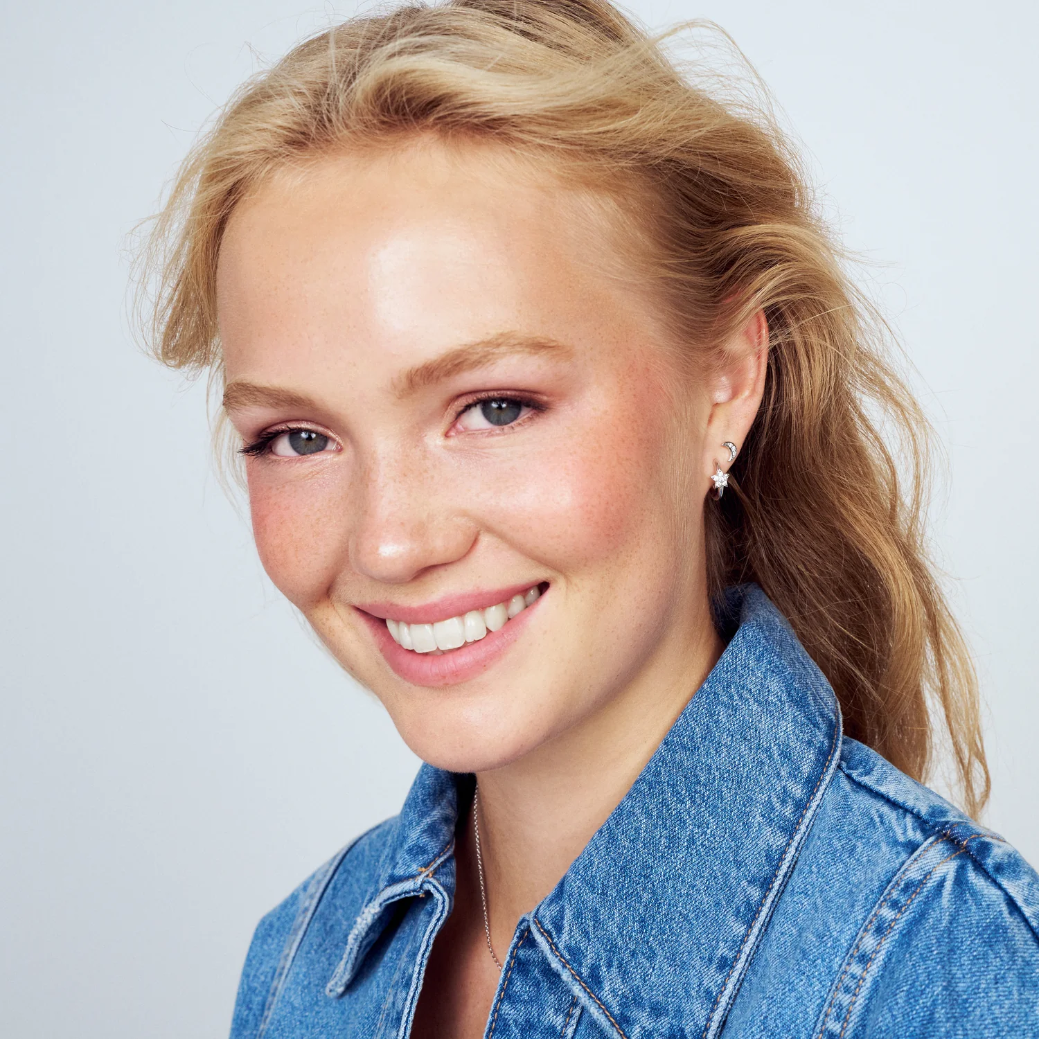 Earrings Astri Creolo - Image 6